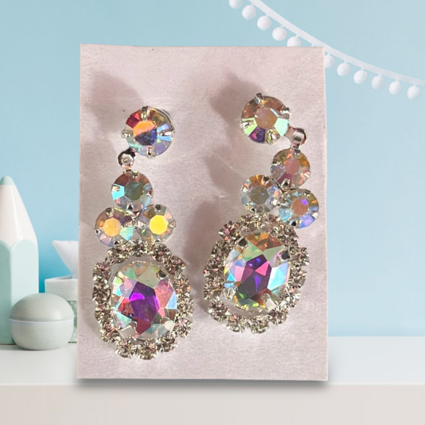 1 Pair Chroma Colored Earrings