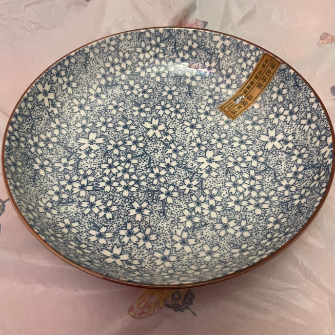 Japanese Floral Pattern Plate