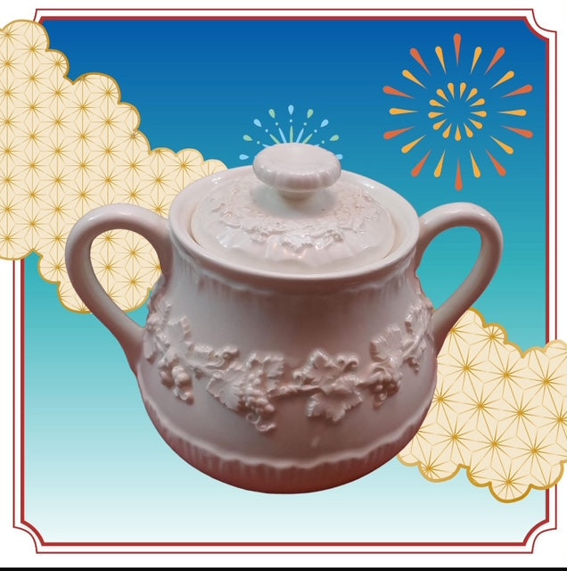 Vintage Etruria & Barlaston Wedgwood