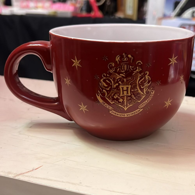 Vintage Harry Potter Hogwarts Red Mug