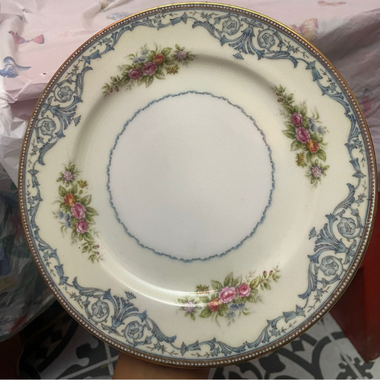 Duchess Porcelain Dinner Plate